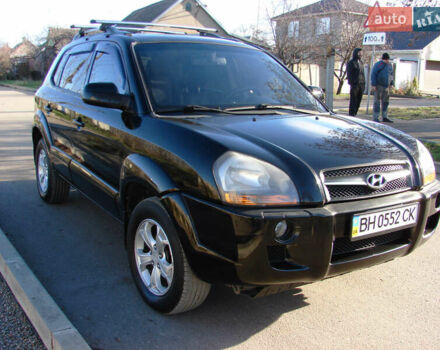 Черный Хендай Туксон, объемом двигателя 2 л и пробегом 162 тыс. км за 8200 $, фото 11 на Automoto.ua