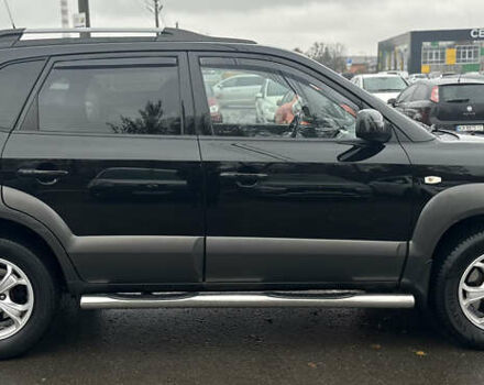 Чорний Хендай Туксон, об'ємом двигуна 1.98 л та пробігом 230 тис. км за 8700 $, фото 6 на Automoto.ua