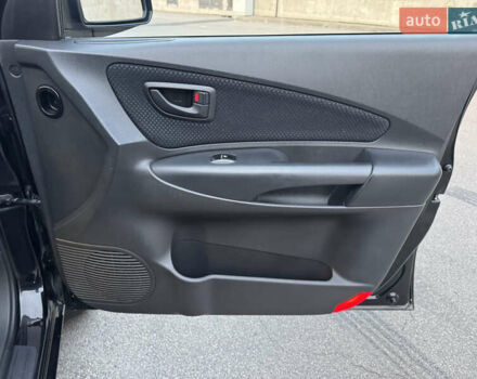 Хендай Туксон 2009 в Киеве на Automoto.ua Черный Хендай Туксон, объемом двигателя 2 л и пробегом 110 тыс. км за 8700 $, фото 13 на Automoto.ua