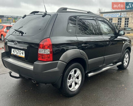 Чорний Хендай Туксон, об'ємом двигуна 1.98 л та пробігом 230 тис. км за 8700 $, фото 5 на Automoto.ua