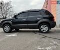 Черный Хендай Туксон, объемом двигателя 2 л и пробегом 282 тыс. км за 8700 $, фото 8 на Automoto.ua