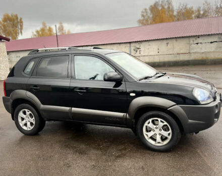 Хендай Туксон 2009 в Шостке на Automoto.ua Черный Хендай Туксон, объемом двигателя 1.98 л и пробегом 204 тыс. км за 9299 $, фото 5 на Automoto.ua