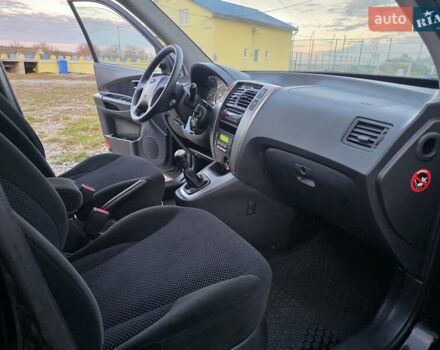 Хендай Туксон 2009 в Гусятине на Automoto.ua Черный Хендай Туксон, объемом двигателя 2 л и пробегом 143 тыс. км за 9700 $, фото 44 на Automoto.ua