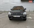 Черный Хендай Туксон, объемом двигателя 2 л и пробегом 282 тыс. км за 8700 $, фото 18 на Automoto.ua