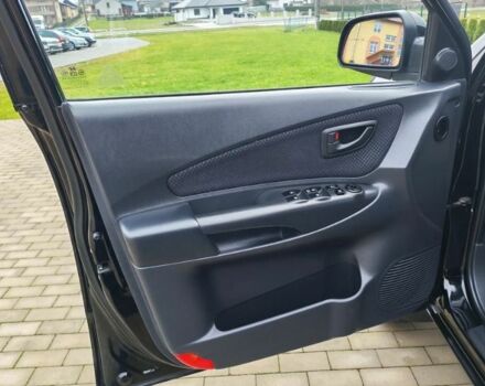 Чорний Хендай Туксон, об'ємом двигуна 1.98 л та пробігом 148 тис. км за 6199 $, фото 8 на Automoto.ua