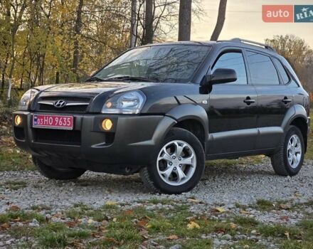 Хендай Туксон 2009 в Гусятине на Automoto.ua Черный Хендай Туксон, объемом двигателя 2 л и пробегом 143 тыс. км за 9700 $, фото 11 на Automoto.ua