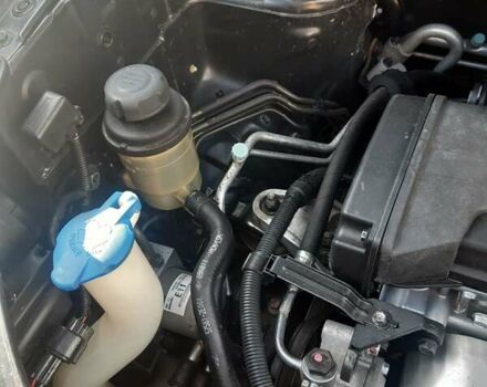 Черный Хендай Туксон, объемом двигателя 1.98 л и пробегом 176 тыс. км за 8200 $, фото 2 на Automoto.ua