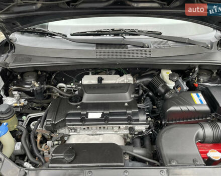 Чорний Хендай Туксон, об'ємом двигуна 2 л та пробігом 200 тис. км за 8450 $, фото 39 на Automoto.ua