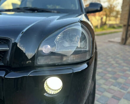 Хендай Туксон 2009 в Калуше на Automoto.ua Черный Хендай Туксон, объемом двигателя 1.98 л и пробегом 198 тыс. км за 7500 $, фото 15 на Automoto.ua