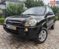 Чорний Хендай Туксон, об'ємом двигуна 2 л та пробігом 217 тис. км за 7700 $, фото 1 на Automoto.ua