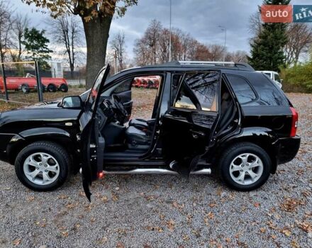 Хендай Туксон 2009 в Виннице на Automoto.ua Черный Хендай Туксон, объемом двигателя 2 л и пробегом 188 тыс. км за 9200 $, фото 19 на Automoto.ua
