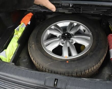 Черный Хендай Туксон, объемом двигателя 2 л и пробегом 184 тыс. км за 5480 $, фото 18 на Automoto.ua