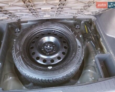 Черный Хендай Туксон, объемом двигателя 1.99 л и пробегом 159 тыс. км за 9700 $, фото 4 на Automoto.ua