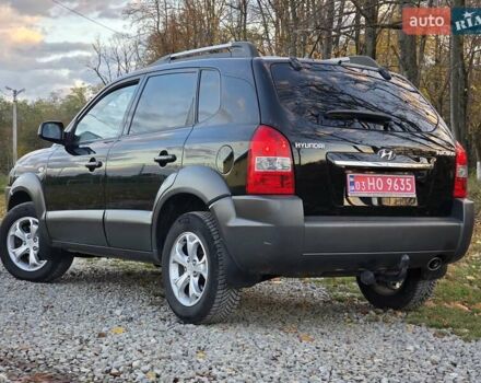 Хендай Туксон 2009 в Гусятине на Automoto.ua Черный Хендай Туксон, объемом двигателя 2 л и пробегом 143 тыс. км за 9700 $, фото 6 на Automoto.ua