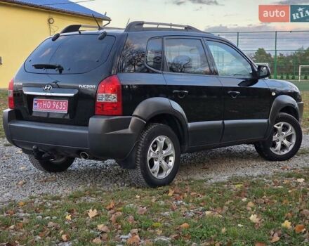 Хендай Туксон 2009 в Гусятине на Automoto.ua Черный Хендай Туксон, объемом двигателя 2 л и пробегом 143 тыс. км за 9700 $, фото 8 на Automoto.ua