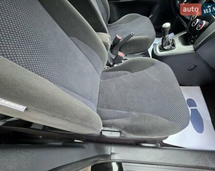 Чорний Хендай Туксон, об'ємом двигуна 2 л та пробігом 93 тис. км за 9750 $, фото 59 на Automoto.ua