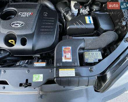 Чорний Хендай Туксон, об'ємом двигуна 2 л та пробігом 185 тис. км за 7783 $, фото 10 на Automoto.ua