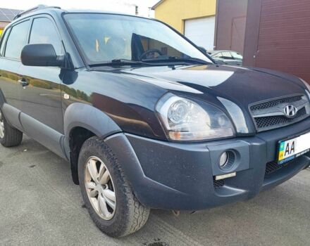 Чорний Хендай Туксон, об'ємом двигуна 2 л та пробігом 387 тис. км за 7000 $, фото 2 на Automoto.ua