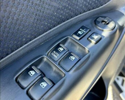 Черный Хендай Туксон, объемом двигателя 1.98 л и пробегом 186 тыс. км за 9500 $, фото 14 на Automoto.ua