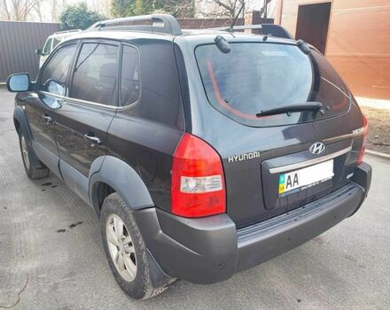 Чорний Хендай Туксон, об'ємом двигуна 2 л та пробігом 387 тис. км за 7000 $, фото 6 на Automoto.ua