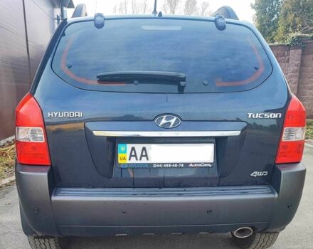 Чорний Хендай Туксон, об'ємом двигуна 2 л та пробігом 387 тис. км за 7000 $, фото 3 на Automoto.ua