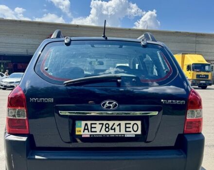 Чорний Хендай Туксон, об'ємом двигуна 2 л та пробігом 260 тис. км за 5500 $, фото 5 на Automoto.ua