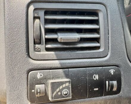 Чорний Хендай Туксон, об'ємом двигуна 2 л та пробігом 260 тис. км за 5500 $, фото 9 на Automoto.ua