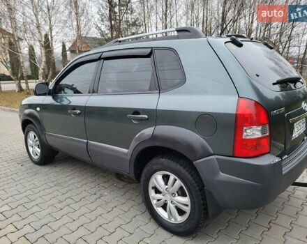 Чорний Хендай Туксон, об'ємом двигуна 1.98 л та пробігом 160 тис. км за 10300 $, фото 25 на Automoto.ua