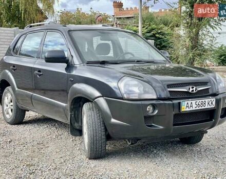 Черный Хендай Туксон, объемом двигателя 1.98 л и пробегом 158 тыс. км за 8200 $, фото 24 на Automoto.ua