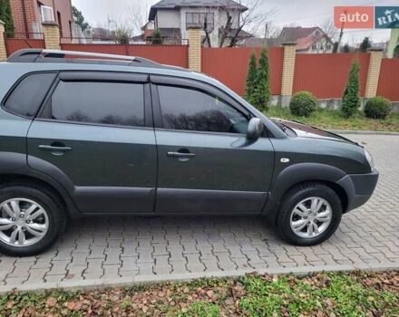 Чорний Хендай Туксон, об'ємом двигуна 1.98 л та пробігом 160 тис. км за 10300 $, фото 9 на Automoto.ua