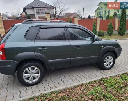 Чорний Хендай Туксон, об'ємом двигуна 1.98 л та пробігом 160 тис. км за 10300 $, фото 10 на Automoto.ua