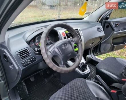 Чорний Хендай Туксон, об'ємом двигуна 1.98 л та пробігом 160 тис. км за 10300 $, фото 98 на Automoto.ua