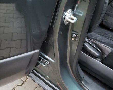 Чорний Хендай Туксон, об'ємом двигуна 1.98 л та пробігом 160 тис. км за 10300 $, фото 105 на Automoto.ua