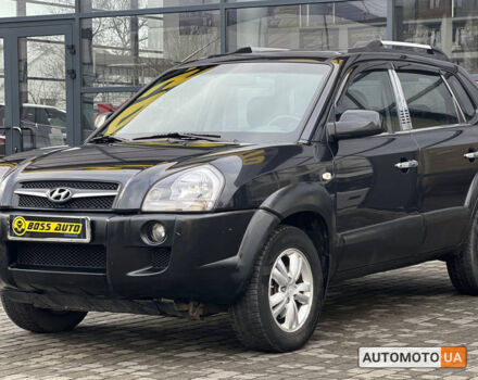 Черный Хендай Туксон, объемом двигателя 2 л и пробегом 178 тыс. км за 9600 $, фото 2 на Automoto.ua