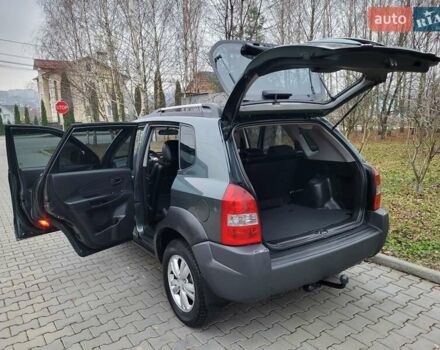 Чорний Хендай Туксон, об'ємом двигуна 1.98 л та пробігом 160 тис. км за 10300 $, фото 59 на Automoto.ua