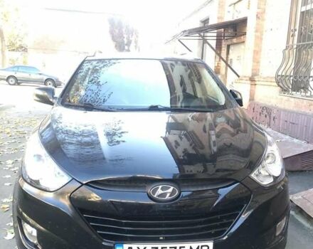 Черный Хендай Туксон, объемом двигателя 2.4 л и пробегом 132 тыс. км за 12900 $, фото 2 на Automoto.ua