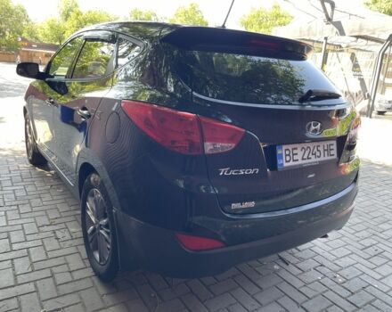 Чорний Хендай Туксон, об'ємом двигуна 2 л та пробігом 140 тис. км за 12300 $, фото 4 на Automoto.ua