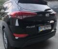 Чорний Хендай Туксон, об'ємом двигуна 1.7 л та пробігом 220 тис. км за 16000 $, фото 4 на Automoto.ua