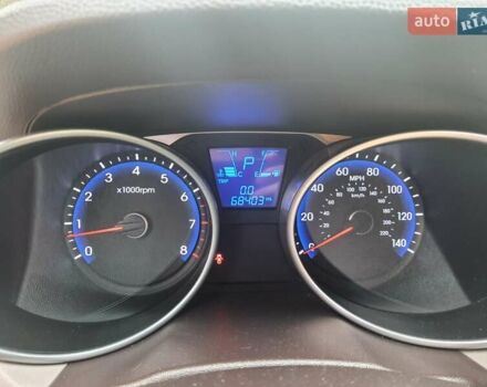Чорний Хендай Туксон, об'ємом двигуна 2 л та пробігом 109 тис. км за 14500 $, фото 12 на Automoto.ua
