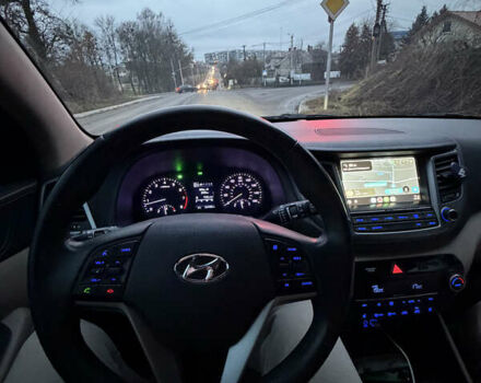 Черный Хендай Туксон, объемом двигателя 1.6 л и пробегом 123 тыс. км за 17500 $, фото 18 на Automoto.ua