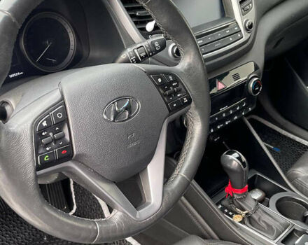 Хендай Туксон 2015 у Стрые на Automoto.ua Чорний Хендай Туксон, об'ємом двигуна 2 л та пробігом 189 тис. км за 20000 $, фото 12 на Automoto.ua