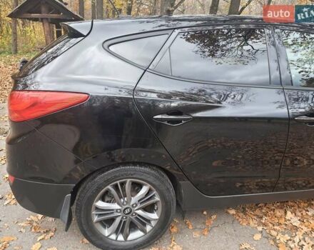 Чорний Хендай Туксон, об'ємом двигуна 2 л та пробігом 109 тис. км за 14500 $, фото 5 на Automoto.ua