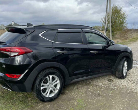 Хендай Туксон 2015 у Стрые на Automoto.ua Чорний Хендай Туксон, об'ємом двигуна 2 л та пробігом 189 тис. км за 20000 $, фото 5 на Automoto.ua
