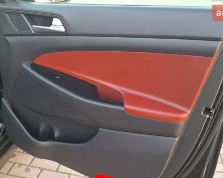 Чорний Хендай Туксон, об'ємом двигуна 2 л та пробігом 192 тис. км за 21000 $, фото 52 на Automoto.ua