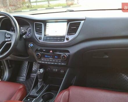 Черный Хендай Туксон, объемом двигателя 2 л и пробегом 192 тыс. км за 19999 $, фото 34 на Automoto.ua