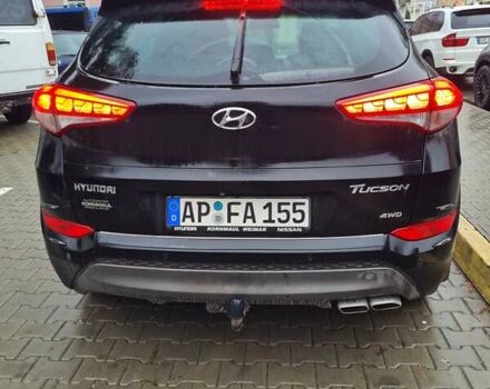 Хендай Туксон 2016 у Чернівцях на Automoto.ua Чорний Хендай Туксон, об'ємом двигуна 2.2 л та пробігом 234 тис. км за 19500 $, фото 1 на Automoto.ua