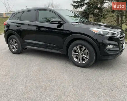 Хендай Туксон 2016 в Черновцах на Automoto.ua Черный Хендай Туксон, объемом двигателя 2 л и пробегом 153 тыс. км за 16500 $, фото 9 на Automoto.ua