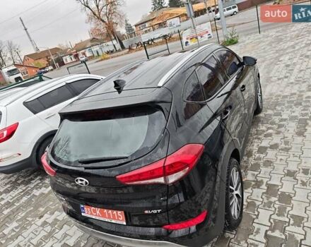 Черный Хендай Туксон, объемом двигателя 2 л и пробегом 178 тыс. км за 19200 $, фото 2 на Automoto.ua