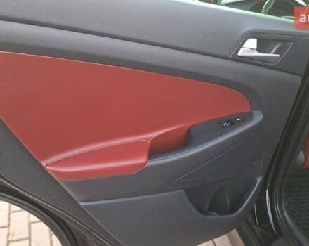 Черный Хендай Туксон, объемом двигателя 2 л и пробегом 192 тыс. км за 19999 $, фото 25 на Automoto.ua