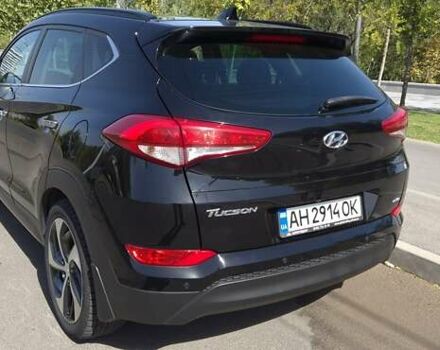 Черный Хендай Туксон, объемом двигателя 2 л и пробегом 44 тыс. км за 20500 $, фото 7 на Automoto.ua